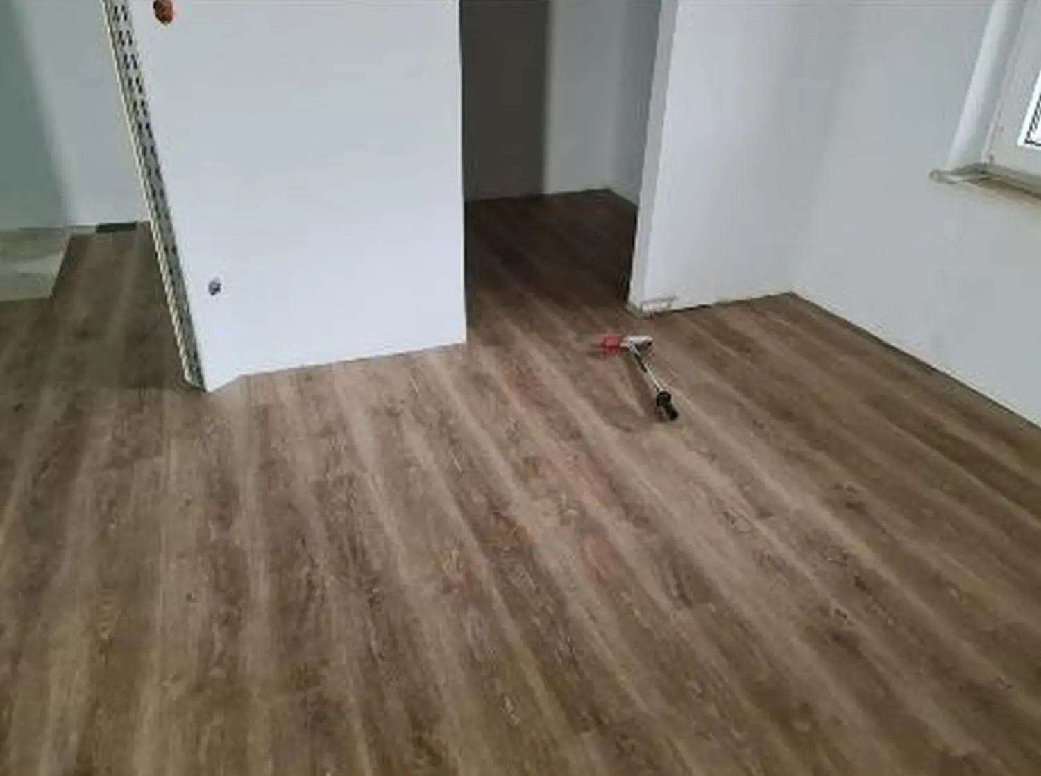 Klick-Laminat & Kick-Vinyl & Geklebt-Vinyl von Samuel da Costa Lemos Baudienstleistung